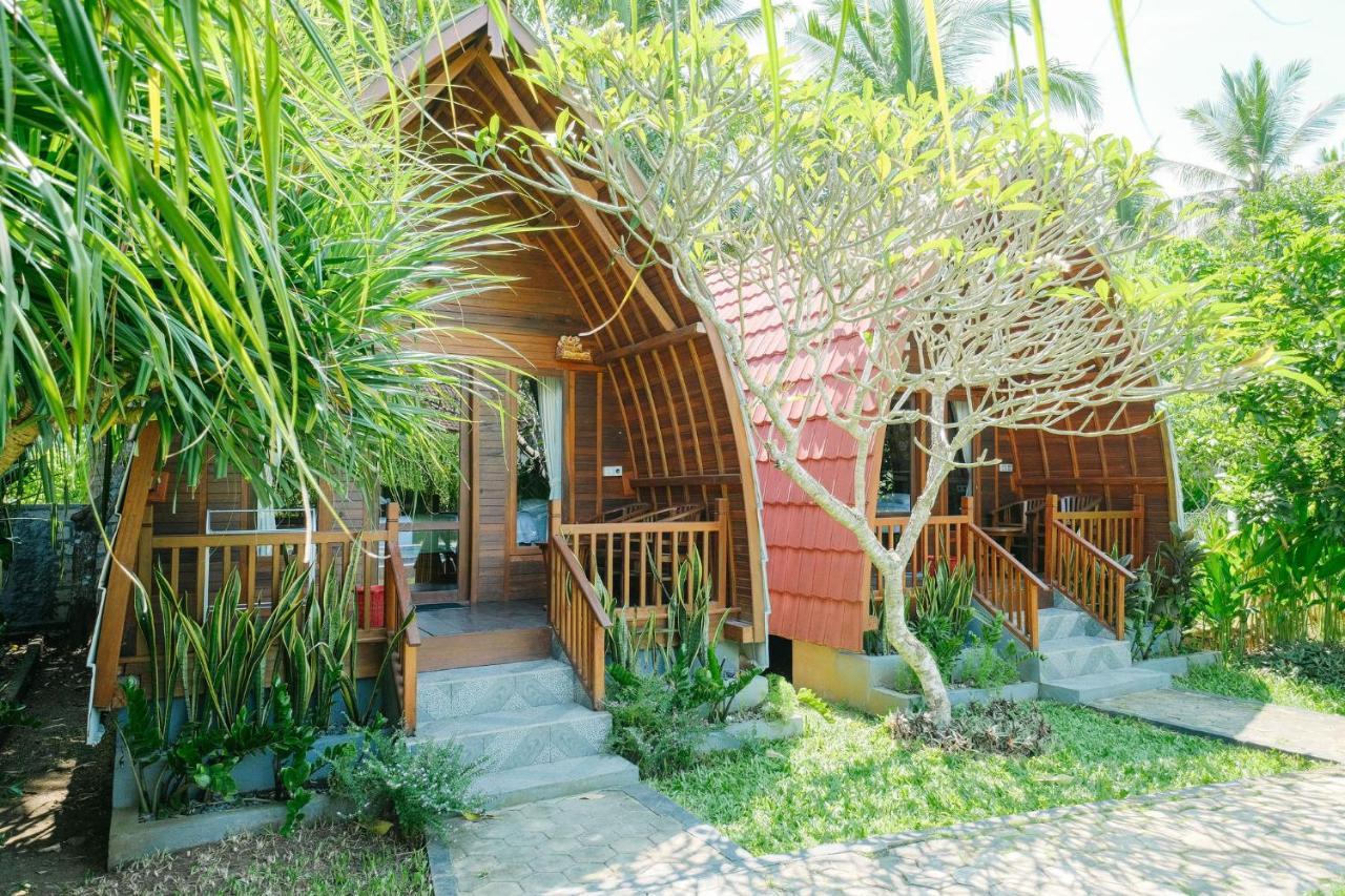 Adi Bungalow Nusa Penida Redpartner Ped Exterior photo