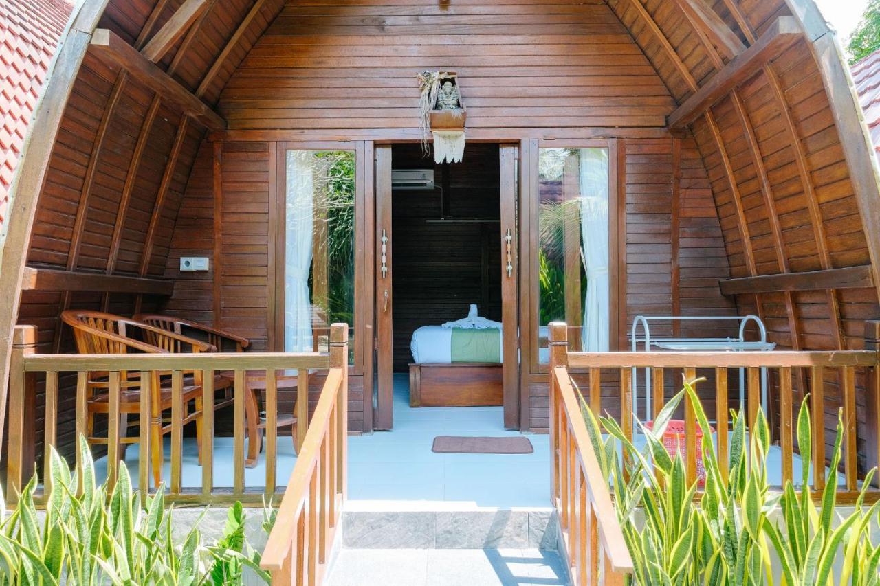 Adi Bungalow Nusa Penida Redpartner Ped Exterior photo